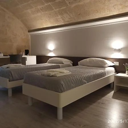 In & Out Guest house