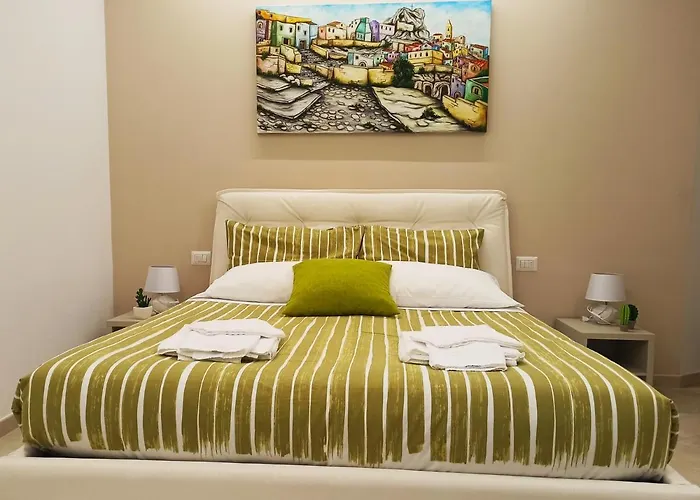 In & Out Ματέρα