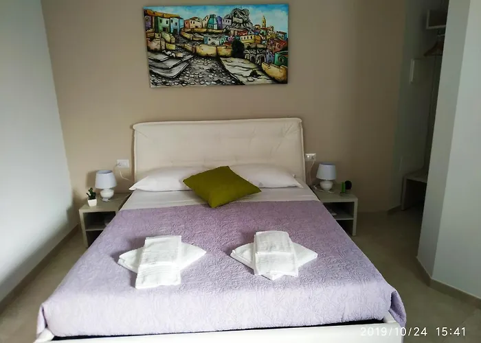 Affittacamere In & Out 4*